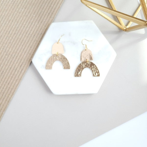 ARCH SHAPED GOLD PLATED EARRINGS