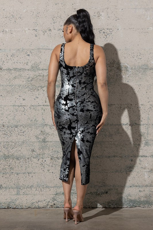 AVIANA STRETCHY SEQUINS VELVET BODYCON MIDI DRESS