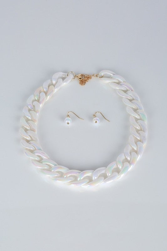 WHITE CHAIN NECKLACE AND EARRING SET