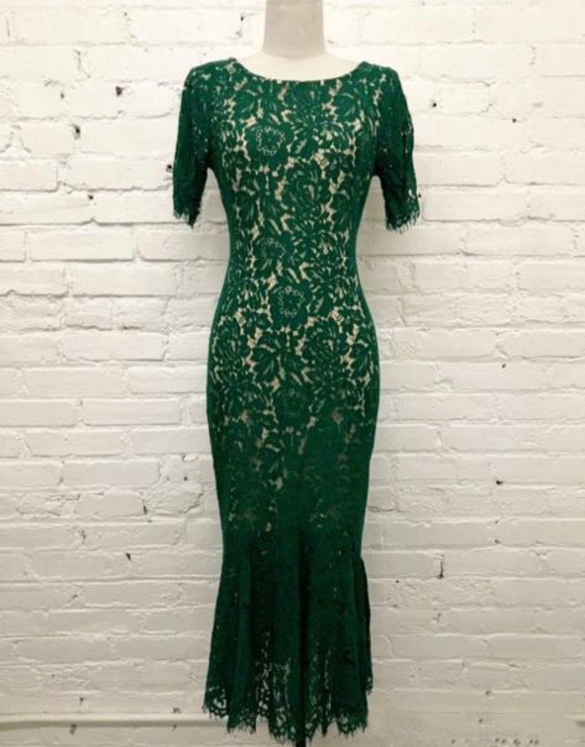 EVA LACE TRUMPET MIDI DRESS