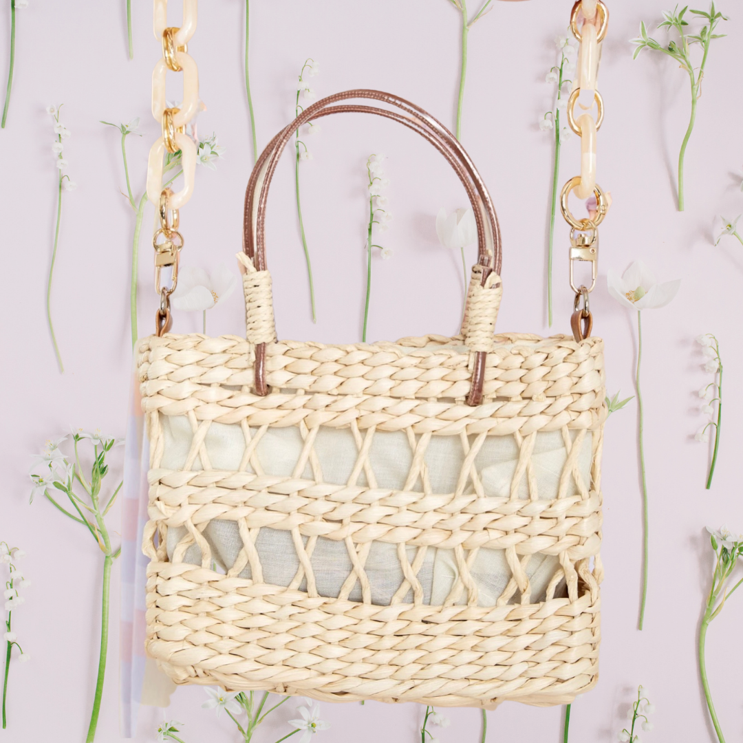 SMALL WOVEN STRAW BEACH BAG