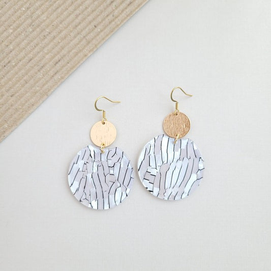 PEARLY GOLD & BLACK ROUND DANGLE EARRINGS