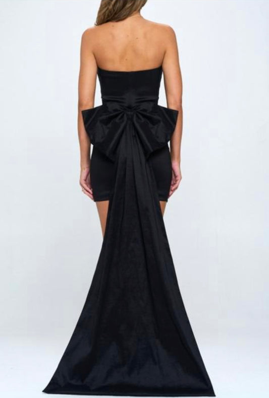 VIVI RUCHED MINI DRESS WITH OVERSIZED DETACHABLE BOW