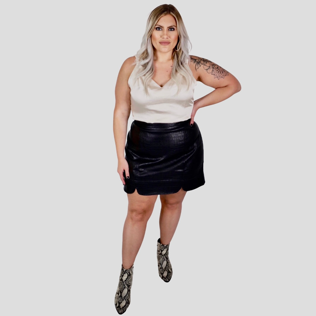 SERENITY CURVY FAUX LEATHER CROC SKIRT
